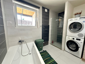 Prodej domu 192 m², Hodějice