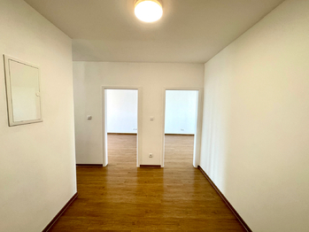 Pronájem bytu 2+1 v družstevním vlastnictví 70 m², Praha 4 - Kamýk