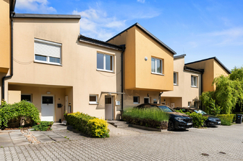 Prodej bytu 3+kk v osobním vlastnictví 94 m², Horoměřice