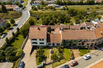 Prodej domu 112 m², Holasice