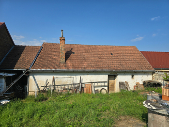 Prodej pozemku 1428 m², Viničné Šumice