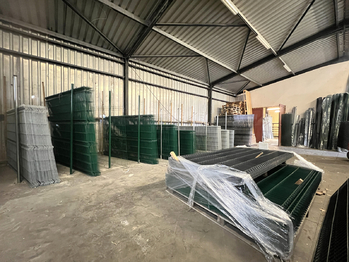 Prodej výrobních prostor 600 m², Pardubice