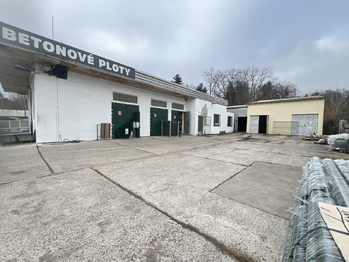 Prodej výrobních prostor 600 m², Pardubice