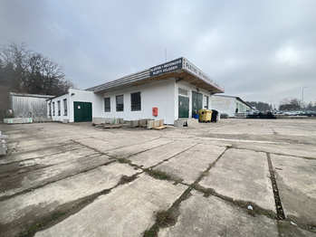 Prodej výrobních prostor 600 m², Pardubice