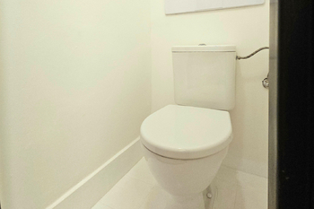wc - Pronájem bytu 1+1 v družstevním vlastnictví 33 m², Praha 9 - Libeň