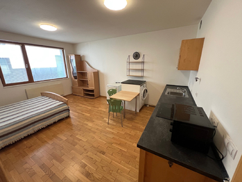 Pronájem bytu 1+kk v osobním vlastnictví 35 m², Černošice