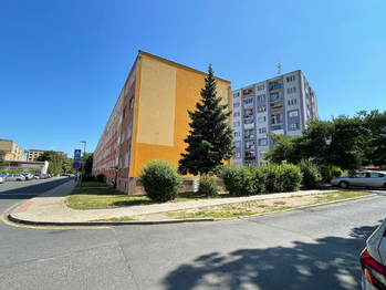Prodej bytu 2+1 v osobním vlastnictví 32 m², Bílina