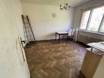 Prodej bytu 2+1 v osobním vlastnictví 32 m², Bílina