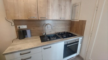 Pronájem bytu 2+kk v osobním vlastnictví 46 m², Praha 6 - Břevnov