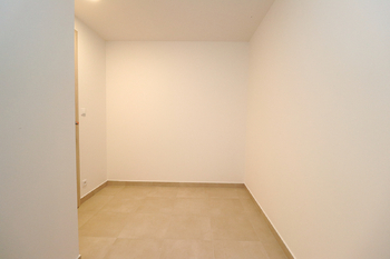 Komora - Pronájem bytu 2+kk v osobním vlastnictví 62 m², Praha 9 - Hloubětín