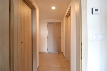 Předsíň - Pronájem bytu 2+kk v osobním vlastnictví 62 m², Praha 9 - Hloubětín