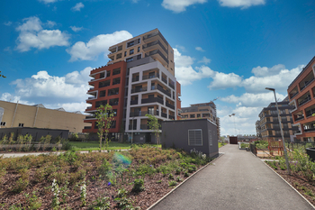 Bytový dům - Pronájem bytu 2+kk v osobním vlastnictví 62 m², Praha 9 - Hloubětín