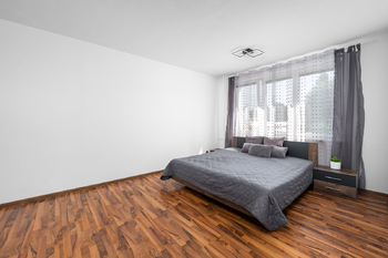 ložnice - Prodej bytu 2+1 v osobním vlastnictví 59 m², České Budějovice