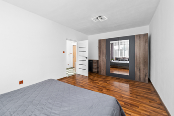 ložnice - Prodej bytu 2+1 v osobním vlastnictví 59 m², České Budějovice
