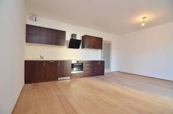 Pronájem bytu 2+kk v osobním vlastnictví 60 m², Praha 5 - Jinonice