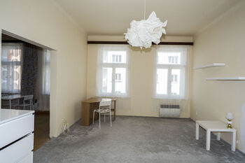 Pronájem bytu 2+kk v osobním vlastnictví 42 m², Praha 4 - Nusle