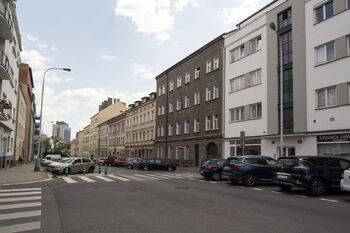 Pronájem bytu 2+kk v osobním vlastnictví 42 m², Praha 4 - Nusle