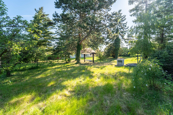 Soudední zahrada (stavební pozemek 805 m2) - Prodej domu 94 m², Křečhoř
