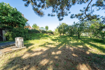 Soudední zahrada (stavební pozemek 805 m2) - Prodej domu 94 m², Křečhoř