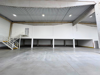 Pronájem skladovacích prostor 2416 m², České Budějovice