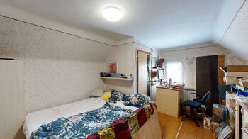 pokoj v podkroví - Prodej domu 85 m², Kněžice