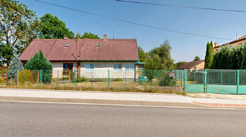 pohled na dům - Prodej domu 85 m², Kněžice
