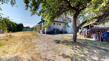 pohled ze zahrady - Prodej domu 85 m², Kněžice