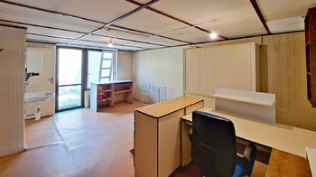 Prodej obchodních prostor 66 m², Borovany