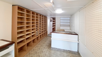 Prodej obchodních prostor 66 m², Borovany