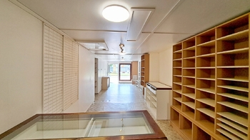 Prodej obchodních prostor 66 m², Borovany