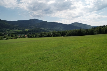 +420 739 604 767 I www.vaclavadamcik.cz I vaclav.adamcik@re-max.cz I prodej bytu Ostrava - Prodej pozemku 4475 m², Ostravice