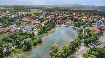 Prodej pozemku 606 m², Zvole