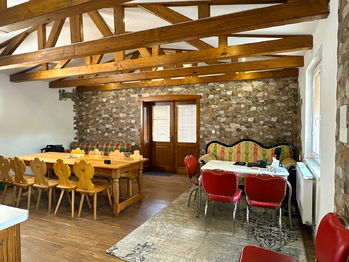 Prodej domu 350 m², Hošťka