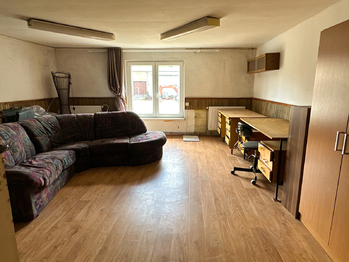 Prodej domu 350 m², Hošťka