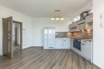 Pronájem bytu 4+kk v osobním vlastnictví 100 m², Praha 10 - Vršovice