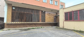 Pronájem obchodních prostor 144 m², Praha 8 - Kobylisy