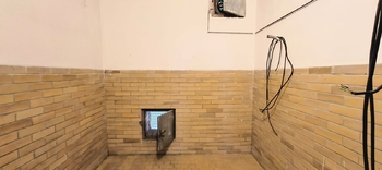 Pronájem obchodních prostor 144 m², Praha 8 - Kobylisy