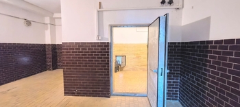 Pronájem obchodních prostor 144 m², Praha 8 - Kobylisy