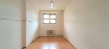 Pronájem obchodních prostor 144 m², Praha 8 - Kobylisy