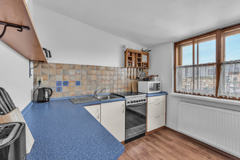 Prodej bytu 1+kk v osobním vlastnictví 45 m², Hradec Králové