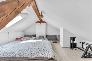 Prodej bytu 1+kk v osobním vlastnictví 45 m², Hradec Králové