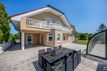 Prodej domu 229 m², Studeněves