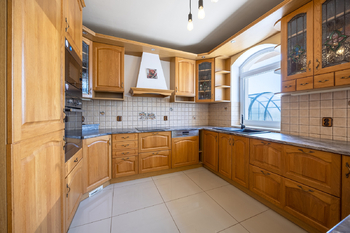 Prodej domu 229 m², Studeněves