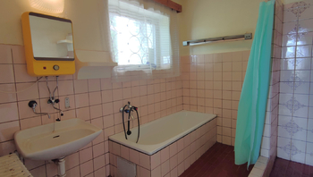 Prodej domu 208 m², Karlovice