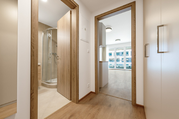 Pronájem kancelářských prostor 31 m², Praha 9 - Hloubětín