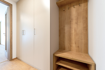 Pronájem kancelářských prostor 31 m², Praha 9 - Hloubětín