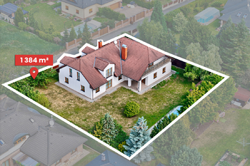 Prodej domu 376 m², Hřebeč