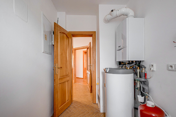 Prodej domu 376 m², Hřebeč