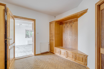 Prodej domu 376 m², Hřebeč
