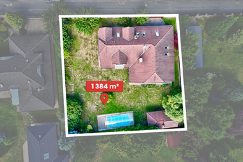 Prodej domu 376 m², Hřebeč